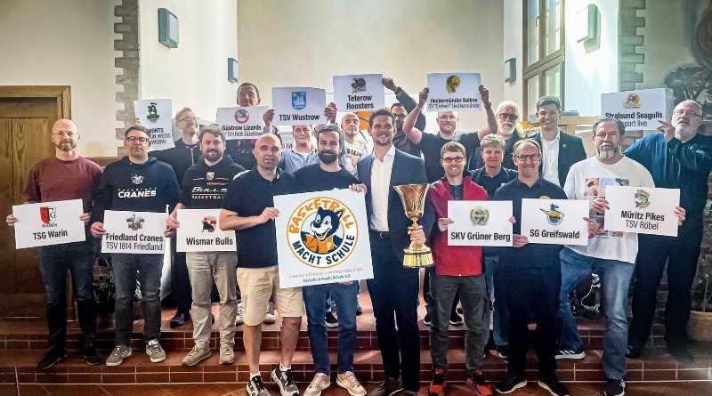 Mehr über den Artikel erfahren Ein ganzes Land geht in die Offensive – Basketball an jede Schule in MV!
